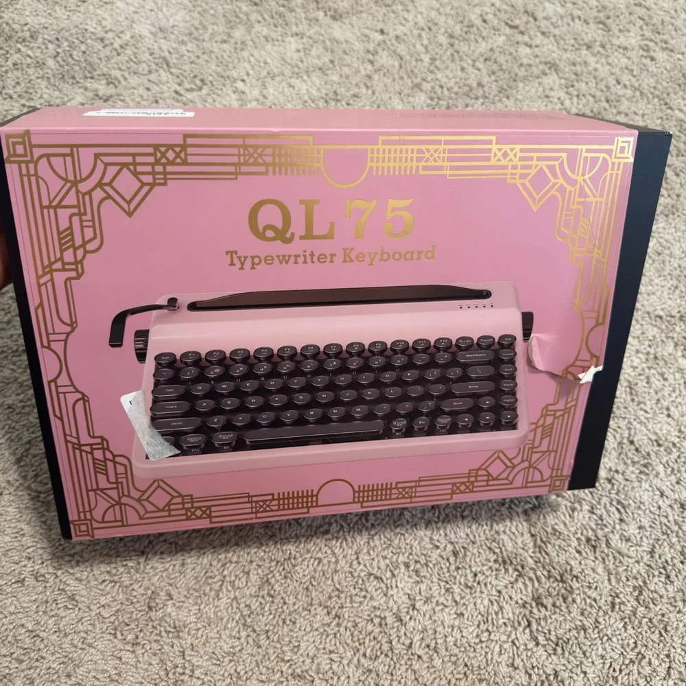 YUNZII QL75 Wireless Typewriter Hot Swap Retro Mechanical Keyboard.